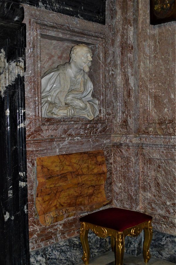 Gabriel Fonseca's bust 3.jpg
